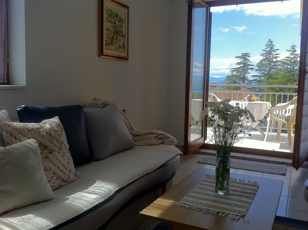 Apartments Leona & David Malinska Δωμάτιο φωτογραφία